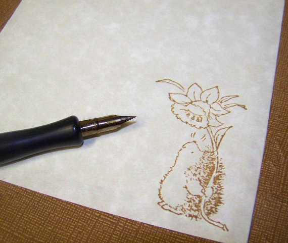 A Hedgehog Spring - Stationery Set - Parchment Paper - 30 Sheets - 30 Self Sealing Envelopes